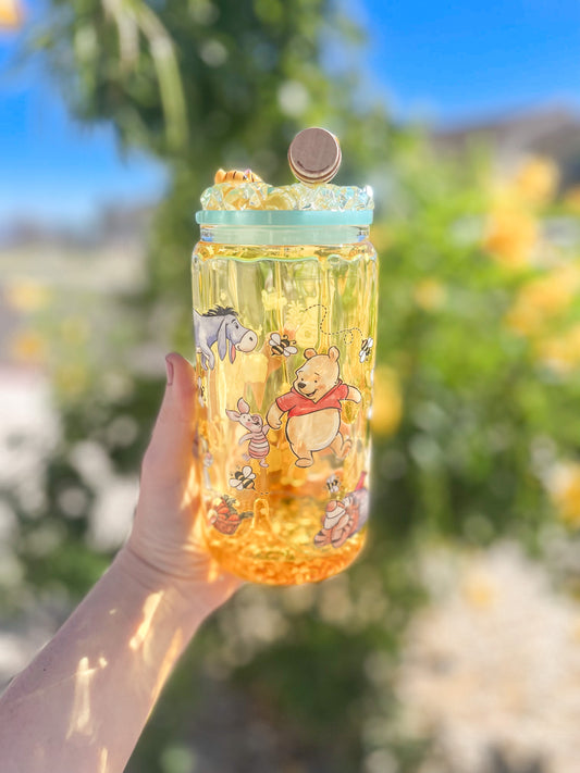 1,000 Acre Friends snow glove tumbler - glass