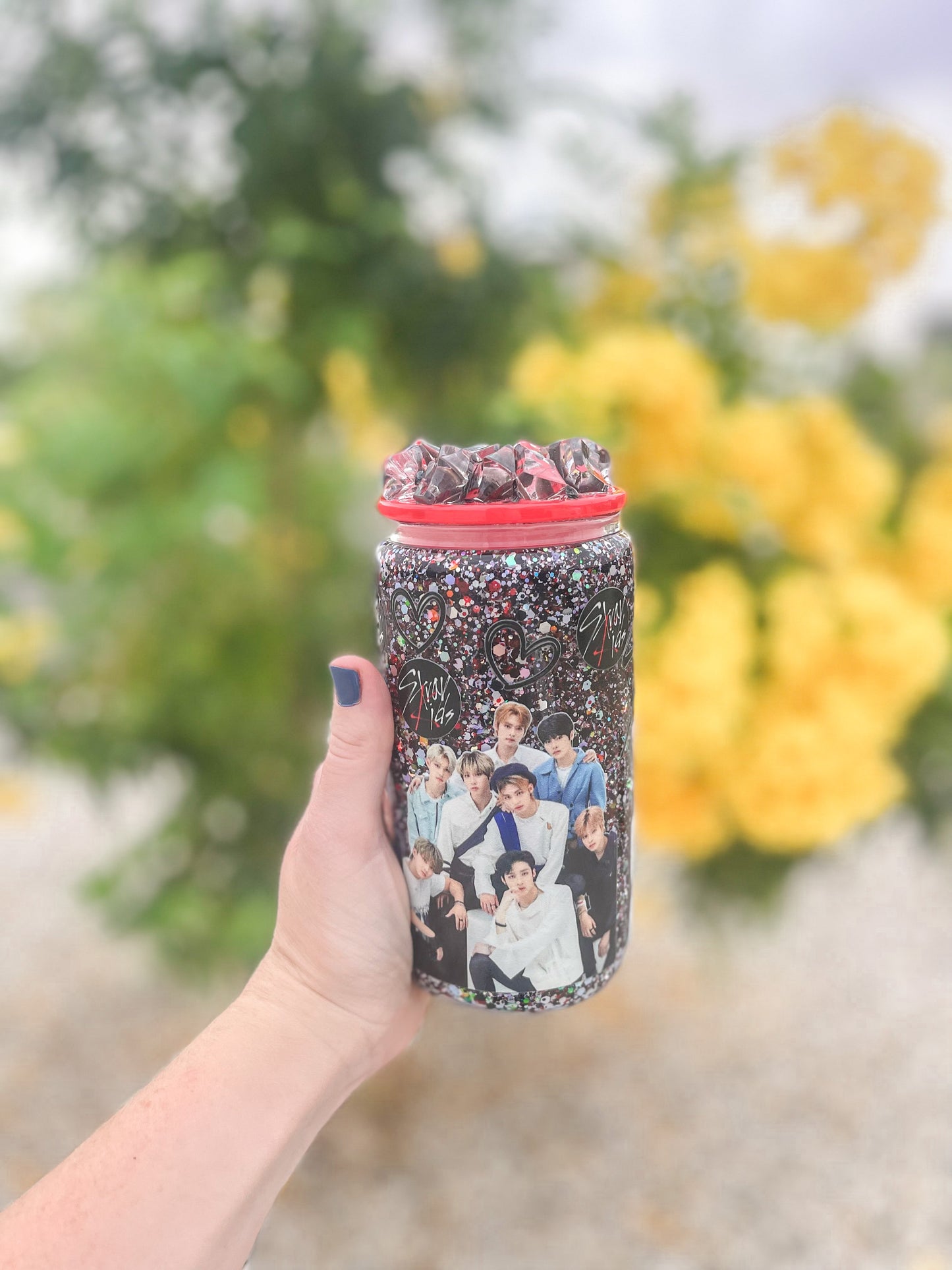 Stray Kids snow globe tumbler - glass